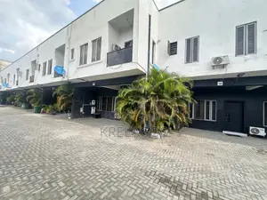 4bdrm Duplex in Ikota for rent