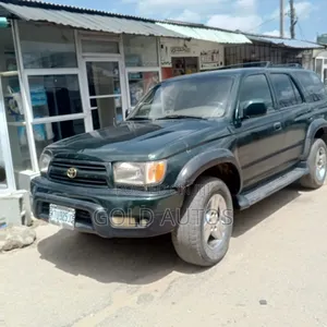 Toyota 4-Runner 2001 Green