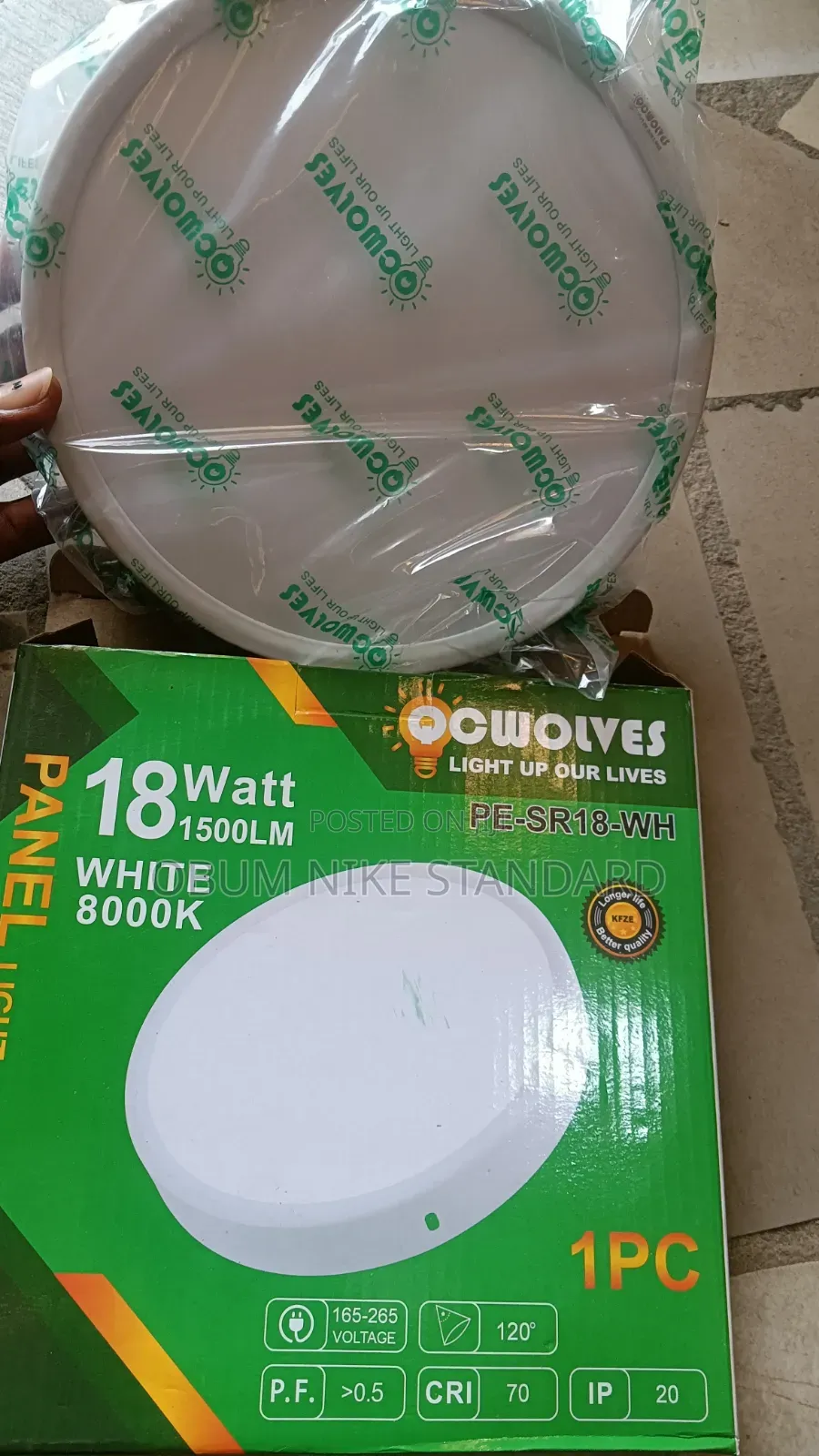 18 Watt Surface Light