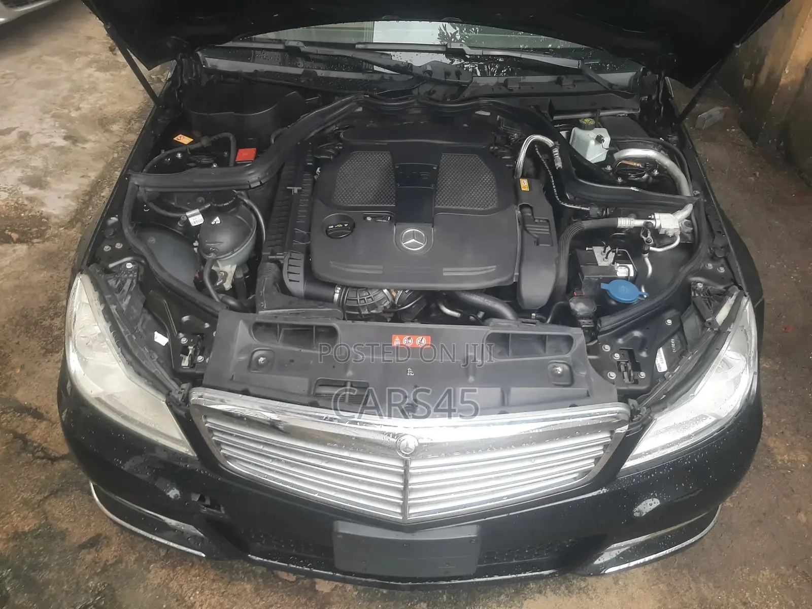 Mercedes-Benz C300 2014 Black