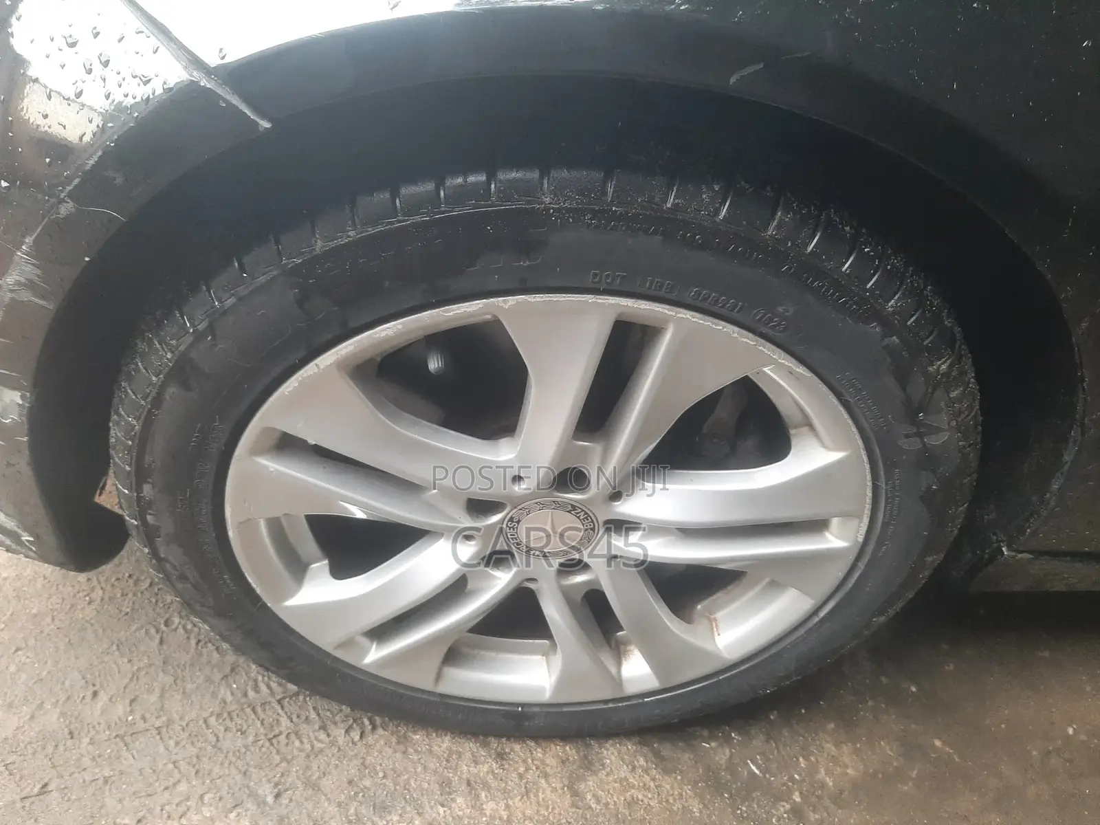 Mercedes-Benz C300 2014 Black
