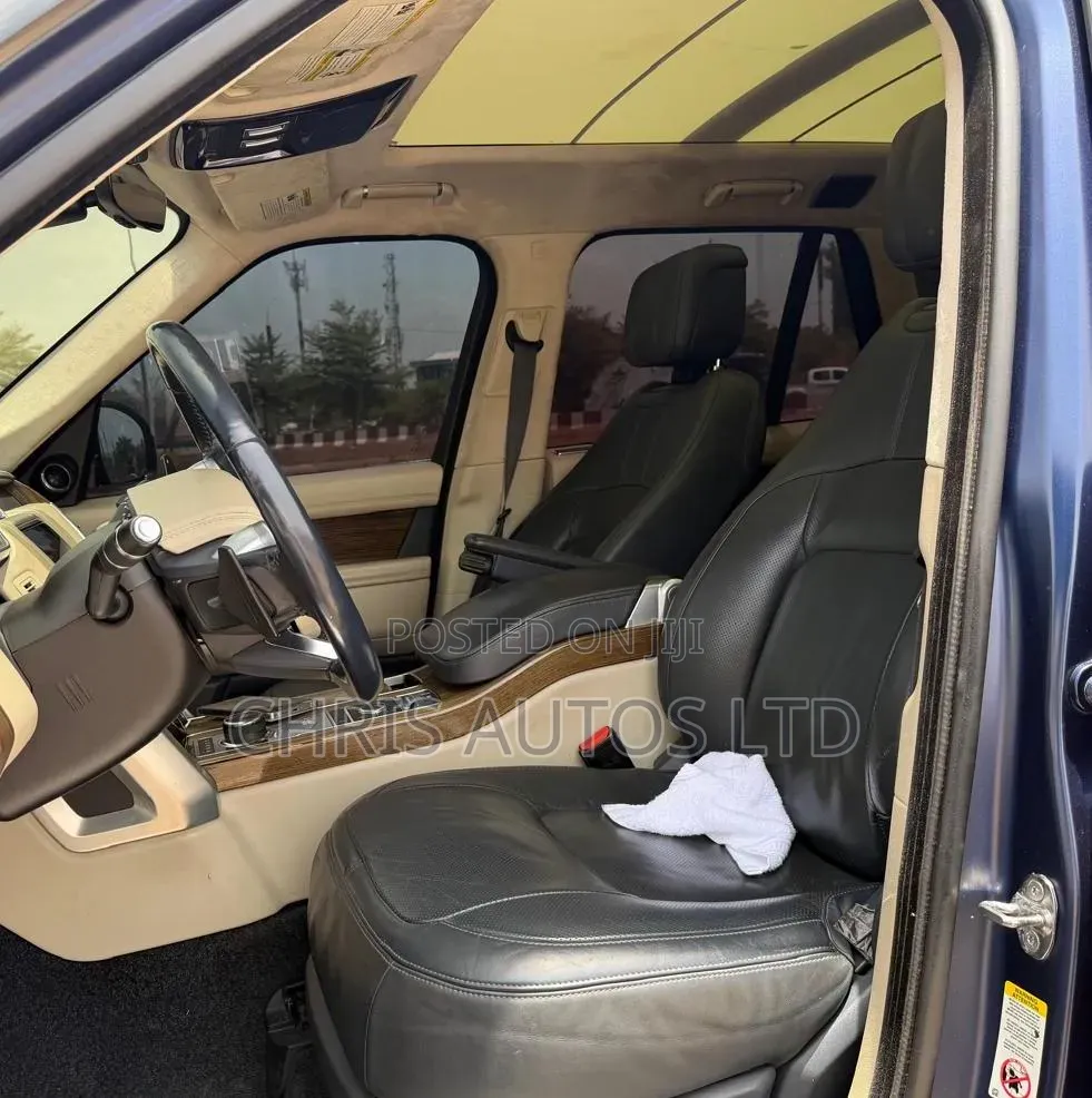 Land Rover Range Rover Vogue 2019 Blue
