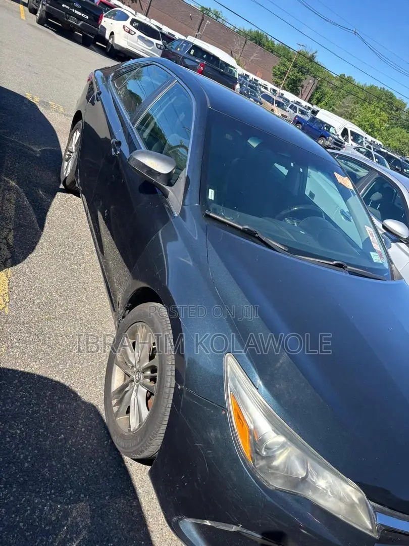 Toyota Camry SE 4dr Sedan (2.5L 4cyl 6A) 2016 Black