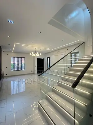 4bdrm Duplex in Lekki County Homes for sale