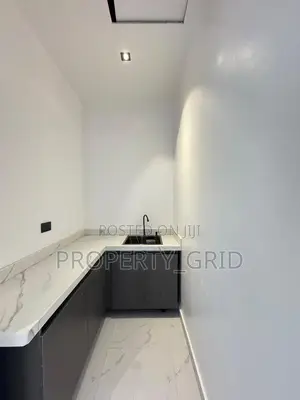 4bdrm Duplex in Lekki County Homes for sale