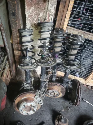 Complete Hub and Shock Absorber for Toyota Camry 2.4, Ex330, Solara 