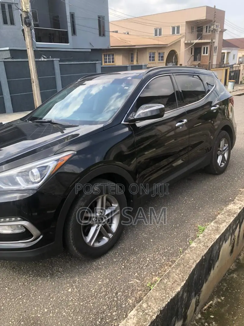 Hyundai Santa Fe 2017 Black