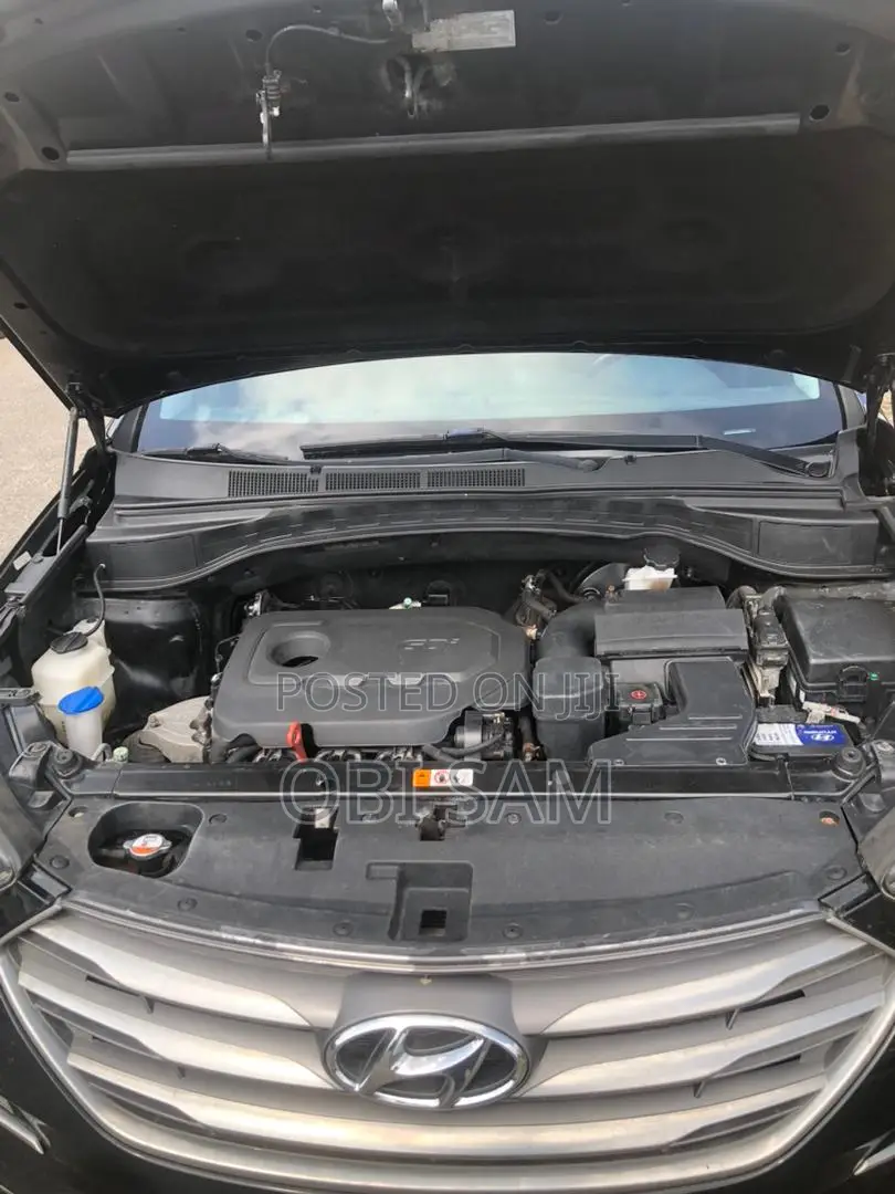 Hyundai Santa Fe 2017 Black