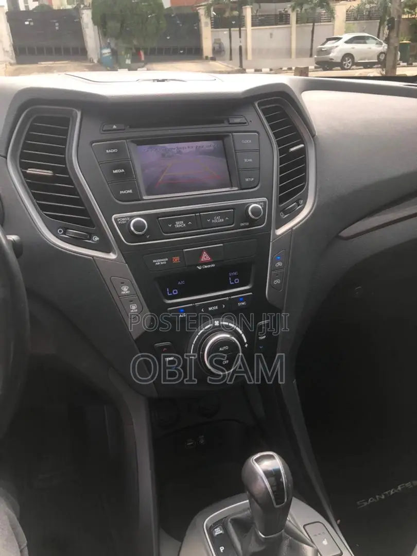 Hyundai Santa Fe 2017 Black