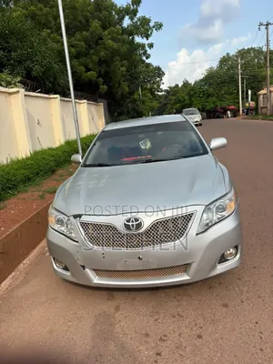 Toyota Camry 2009 Silver