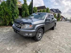 Honda Ridgeline 2010 Gray