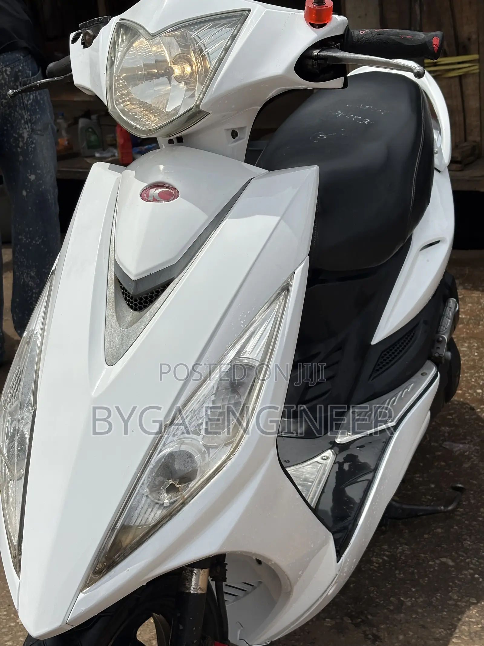 Kymco 2020 White