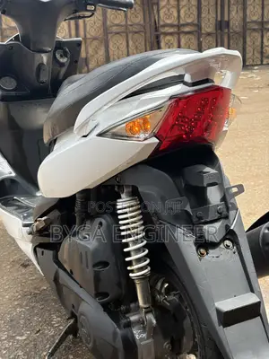 Kymco 2020 White
