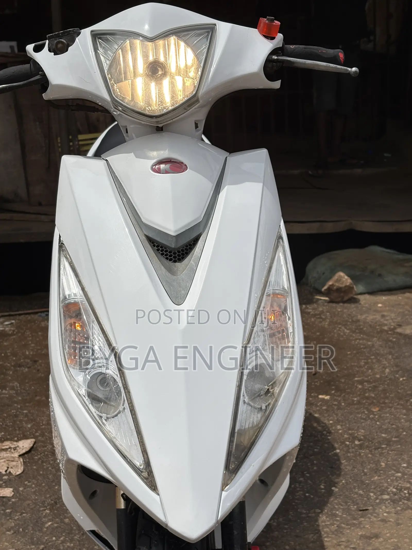 Kymco 2020 White