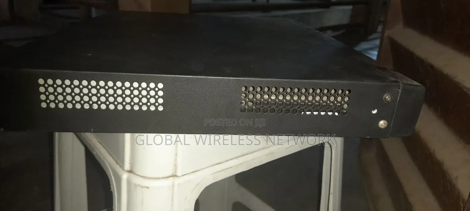 Hikvision Ds-7608ni-E2/8p, 8 Channel Poe NVR