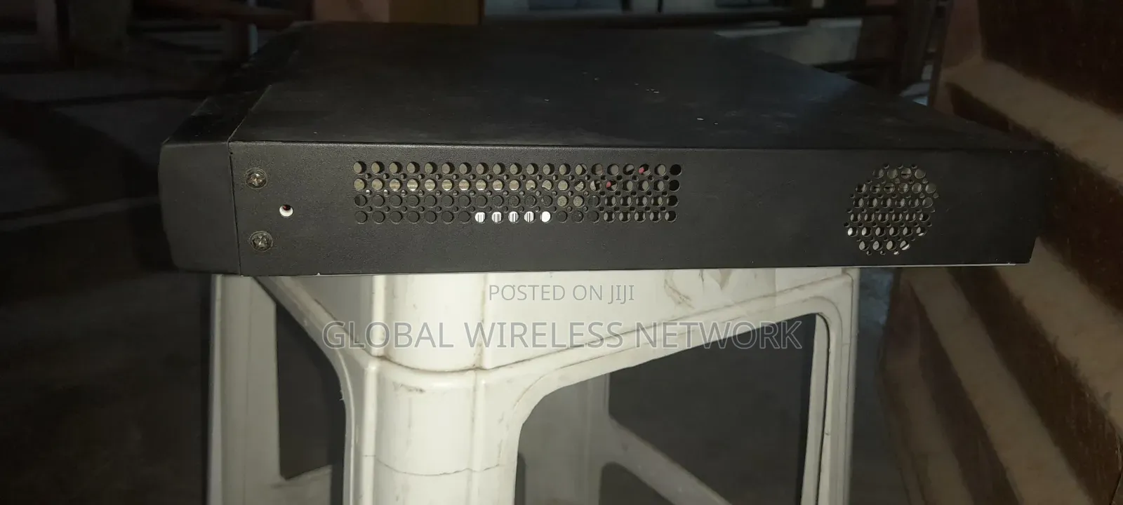 Hikvision Ds-7608ni-E2/8p, 8 Channel Poe NVR