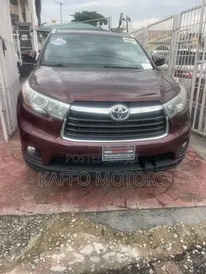 Toyota Highlander XLE 4dr SUV AWD (3.5L 6cyl 6A) 2015 Burgundy