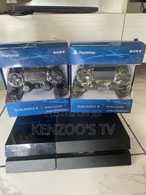 Playstation 4 | 500gb | 5 Games | Two Pads + 1 Extra Pad