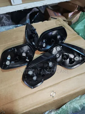 Mirror Sitting Lexus Es350 2015