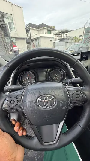 Toyota Camry SE 2023 Black
