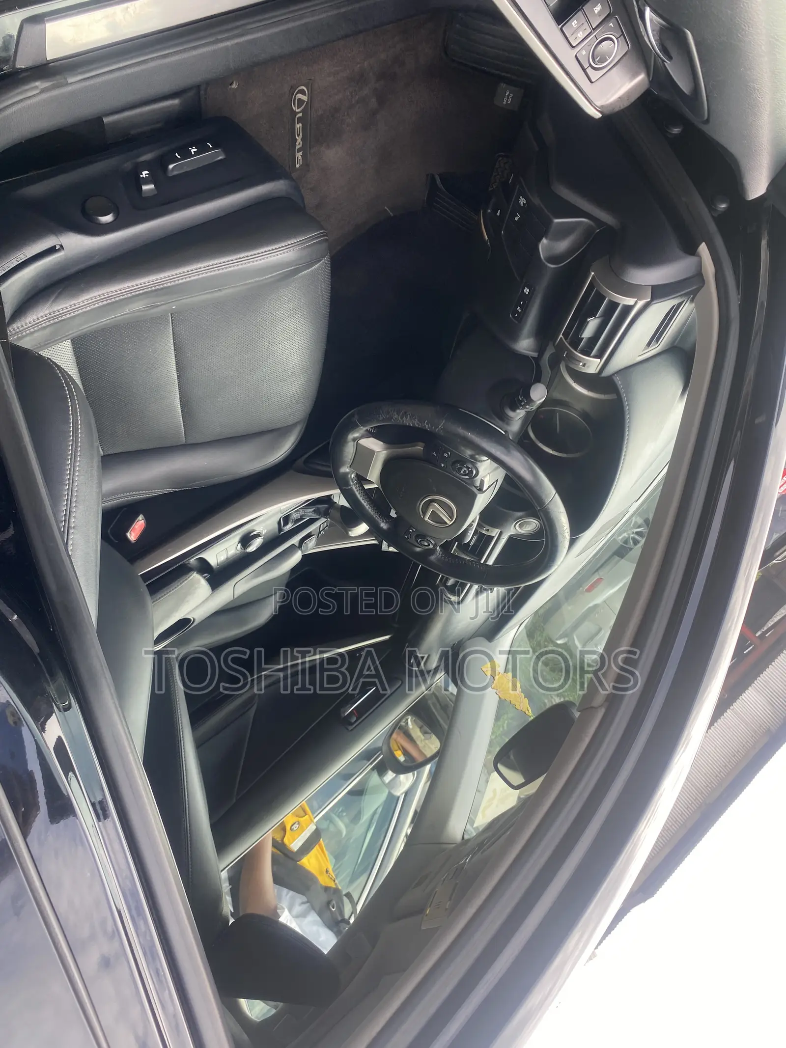 Lexus IS 2015 Black