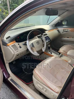 Toyota Avalon 2005 Red