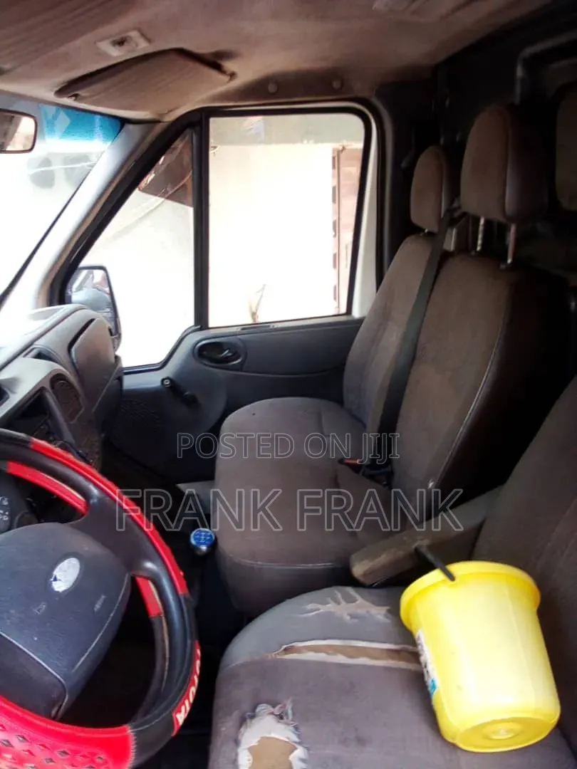 Ford Transit 2006 White