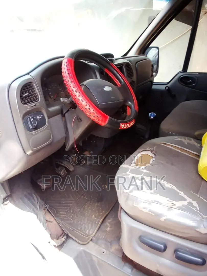 Ford Transit 2006 White