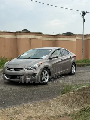 Hyundai Elantra GLS Sedan FWD (1.8L 4cyl 6A) 2013 Brown