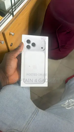 New Apple iPhone 17 Pro Max 256 GB White