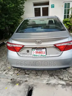 Toyota Camry 2016 Silver