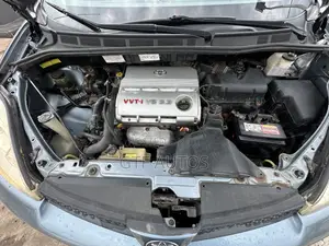 Toyota Sienna LE AWD 2005 Blue