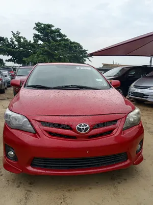 Toyota Corolla S Special Edition 4dr Sedan (1.8L 4cyl 4A) 2013 Red