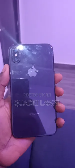 Apple iPhone X 64 GB Black