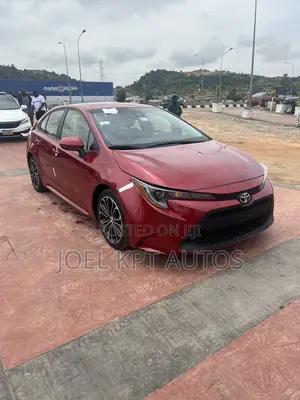 Toyota Corolla LE 2020 Red