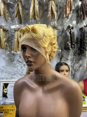 Full Frontal Tiwa Gucci Wig