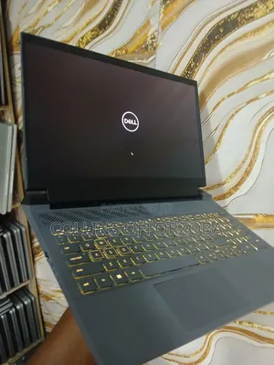 Laptop Dell G15 5535 16GB Intel Core i7 SSD 512GB