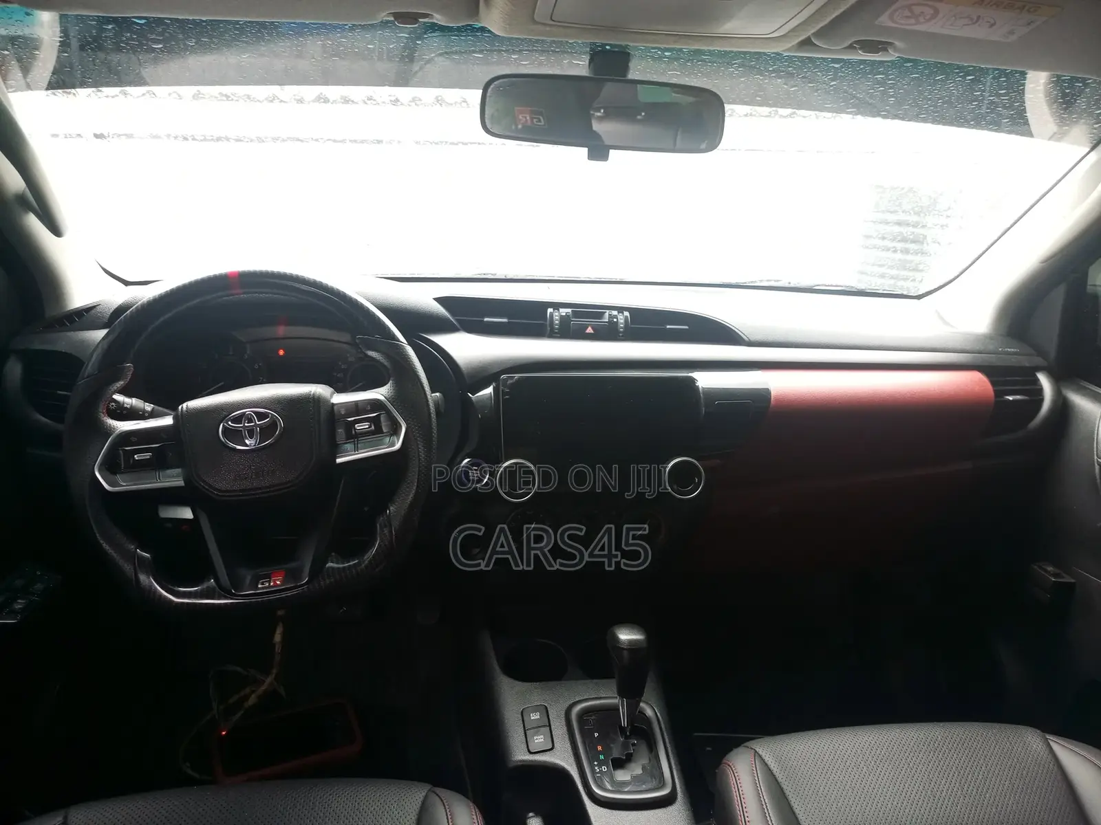 Toyota Hilux 2021 Black