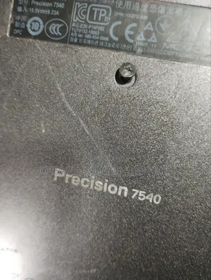 Laptop Dell Precision 7540 16GB Intel Core i7 SSD 512GB