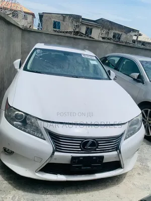 Lexus ES 350 FWD 2014 White