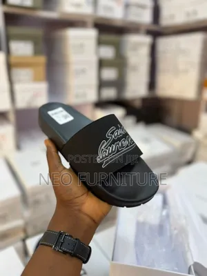 Slides Black