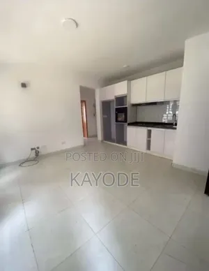 2bdrm Apartment in Greenbay, Ikota for sale