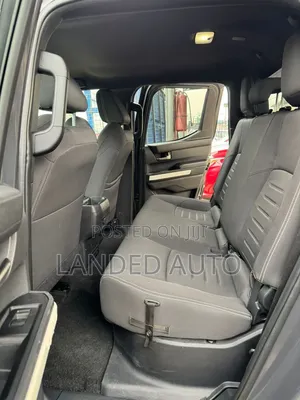 Toyota Tacoma SR5 Double Cab 5' Bed AT 2024 Gray