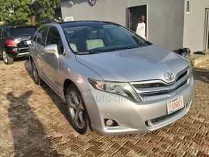 Toyota Venza XLE 2015 Silver