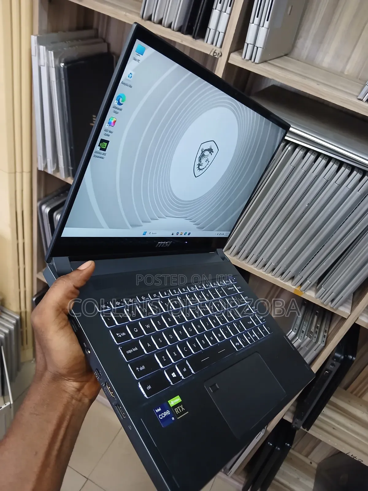 Laptop MSI 32GB Intel Core i9 SSD 512GB