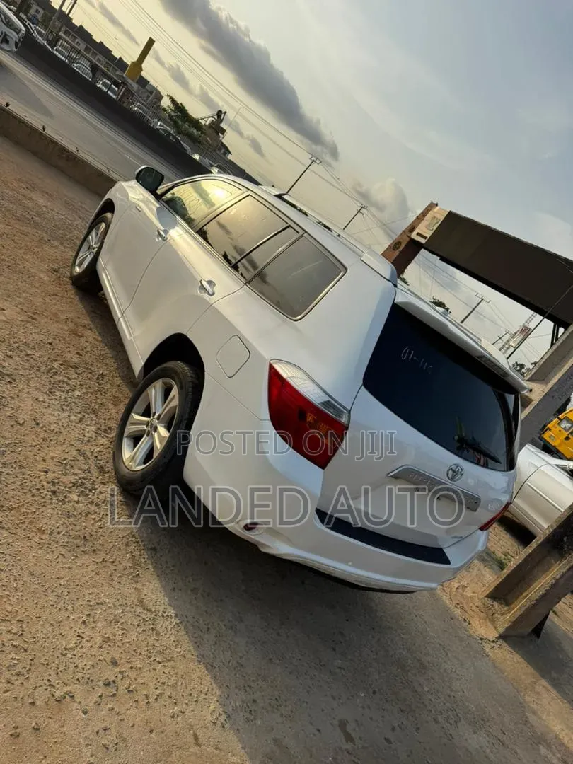 Toyota Highlander 2010 White