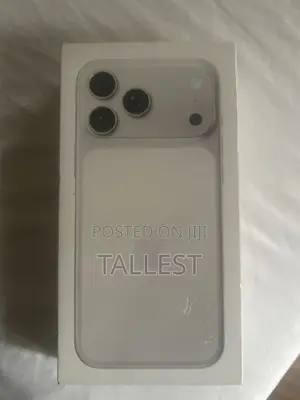 New Apple iPhone 17 Pro Max 1 TB Silver