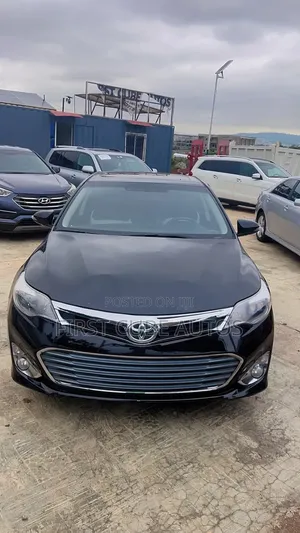 Toyota Avalon XLE Touring 4dr Sedan (3.5L 6cyl 6A) 2014 Black