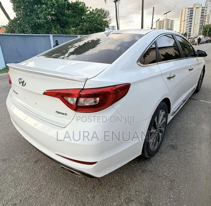Hyundai Sonata SE 2017 White