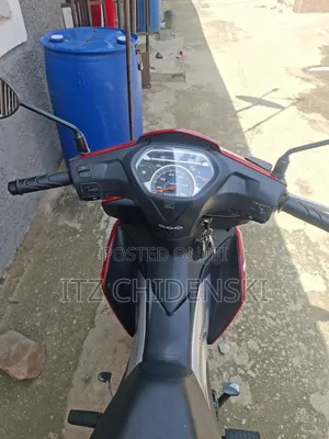 Honda 2025 Red